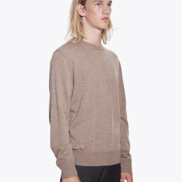 apc-knitted-brown02alt